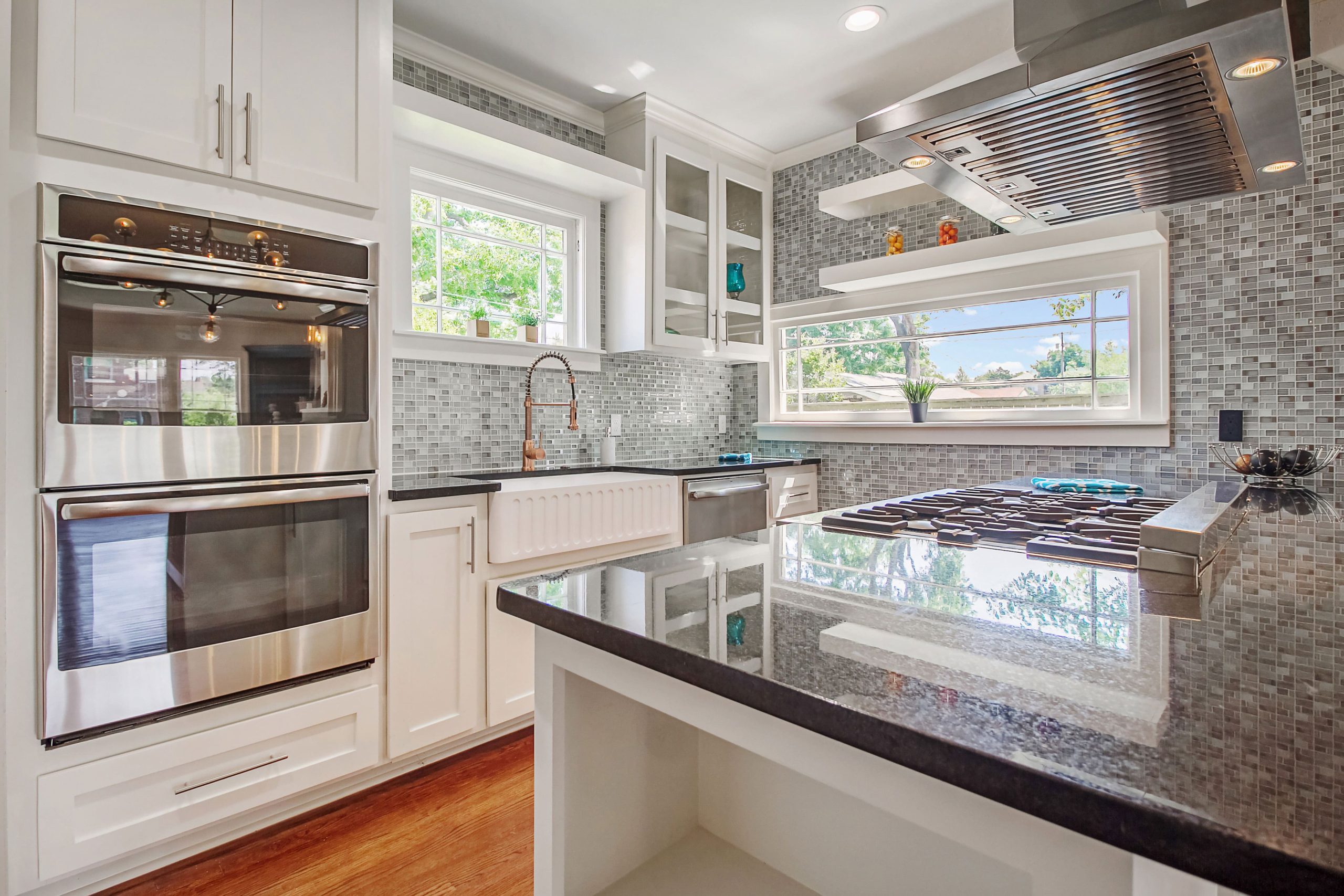 Hire kitchen refurbishment & appliances contractors in Delaware County, Pennsylvania. Our expert fitters do extensions, design & installation.